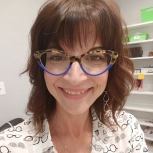 Meet your Posher, Jennifer